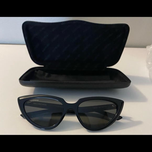 BALENCIAGA Sunglasses Tip Cat 2.0 0182S - Picture 2 of 8